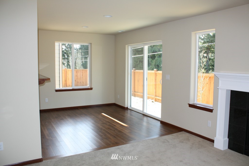 3404 181st Place Southeast Bothell, WA 98012 - Photo 5 of 8