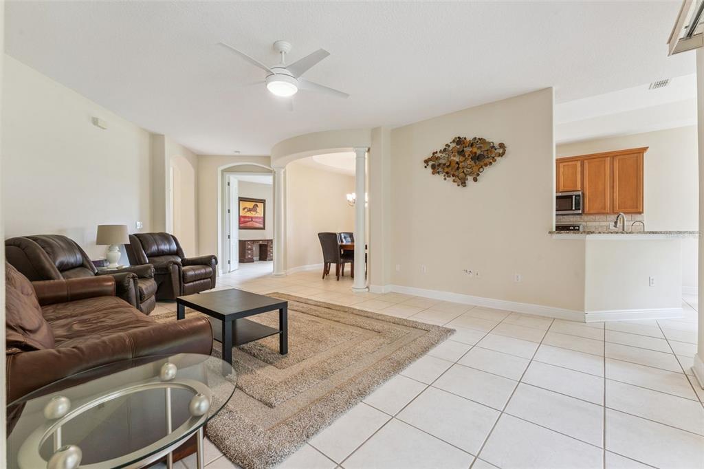 2830 Spring Heather Place Oviedo, FL 32766 - Photo 6 of 54