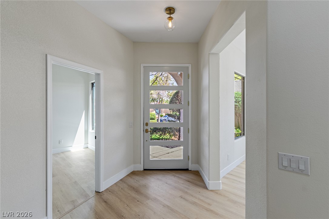 17 Winding Road Henderson, NV 89052 - Photo 8 of 90