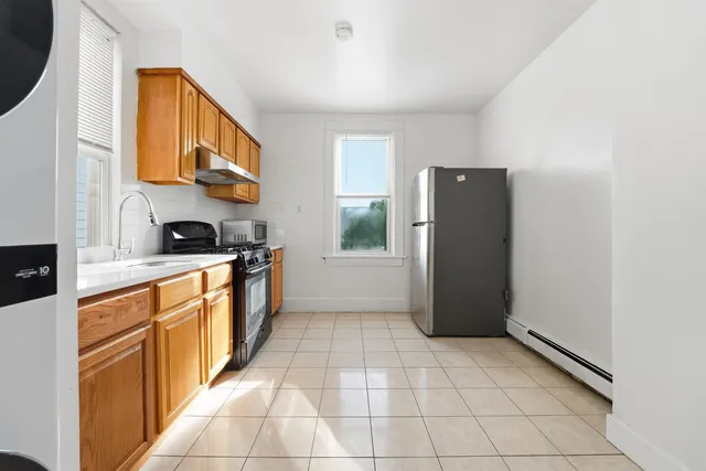 $2,700 | 525 7th Street, Unit 2, Union City, NJ 07087