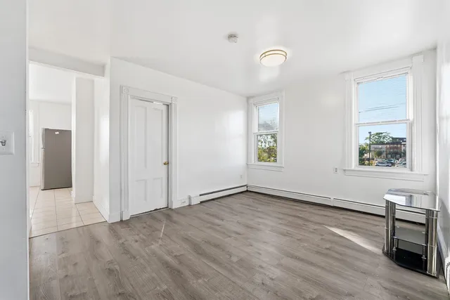 $2,700 | 525 7th Street, Unit 2, Union City, NJ 07087