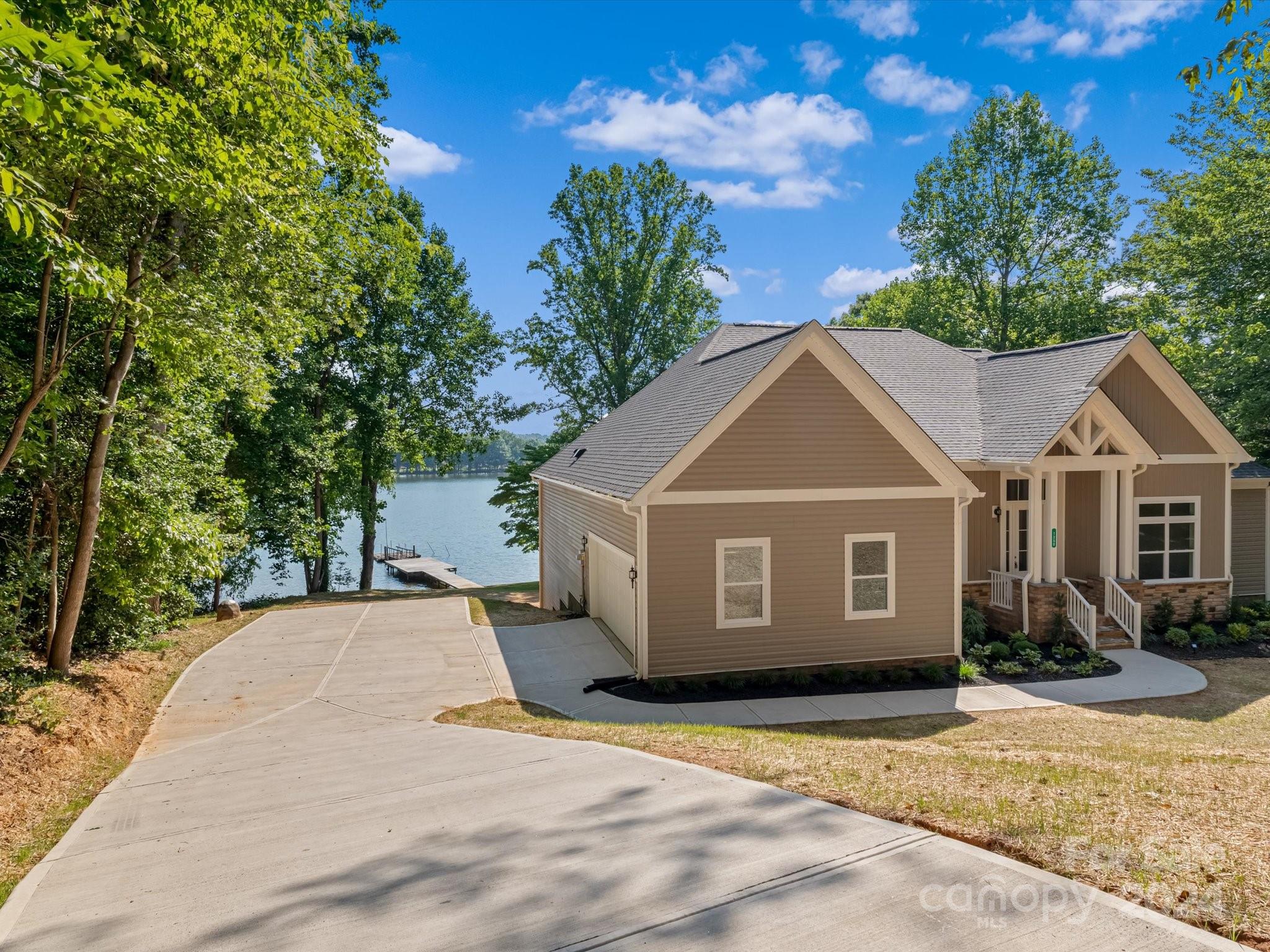 7358 Woodchuck Road Denver, NC 28037 - Photo 5 of 45 Gallery Image 5