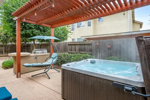 $575,000 | 775 South Michelle Avenue, Kerman, CA 93630