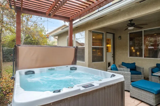 $575,000 | 775 South Michelle Avenue, Kerman, CA 93630