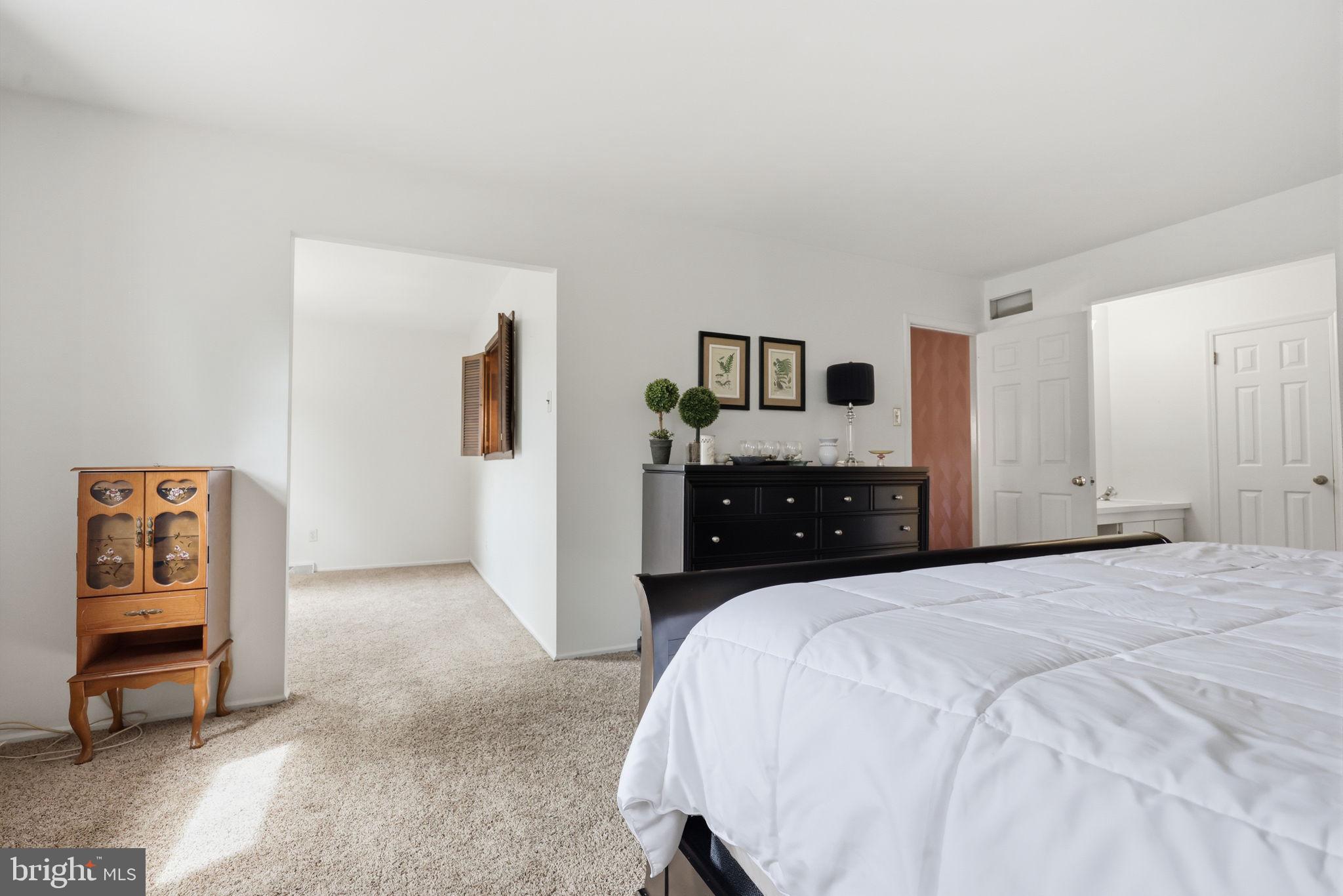 1140 Charter Road Warminster, PA 18974 - Photo 20 of 37 Bright and airy bedroom retreat.