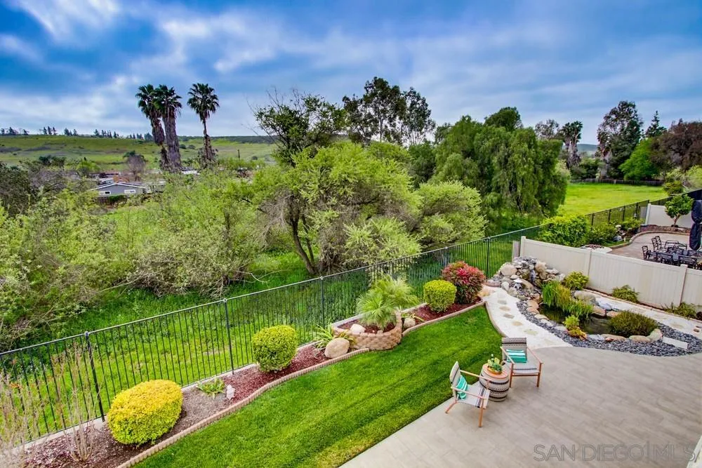 12701 Oak Knoll Road Poway, CA 92064 - Photo 23 of 47 View