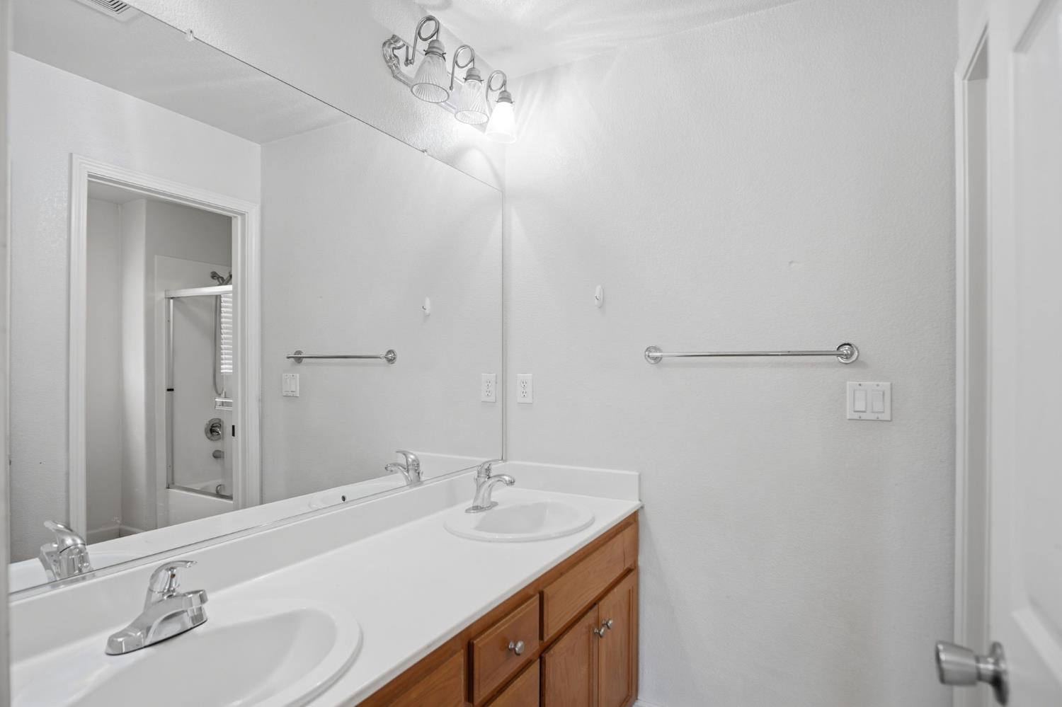 3648 Fallview Avenue Ceres, CA 95307 - Photo 20 of 24