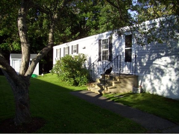 24 Cherry Street Exeter, NH 03833 - Photo 1 of 1 Gallery Image 1