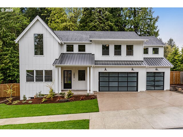 2895 Southwest West Point Avenue Portland, OR 97225 - Photo 2 of 24 Gallery Image 2