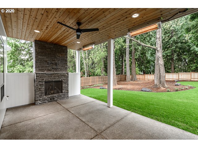 2895 Southwest West Point Avenue Portland, OR 97225 - Photo 17 of 24 Gallery Image 17