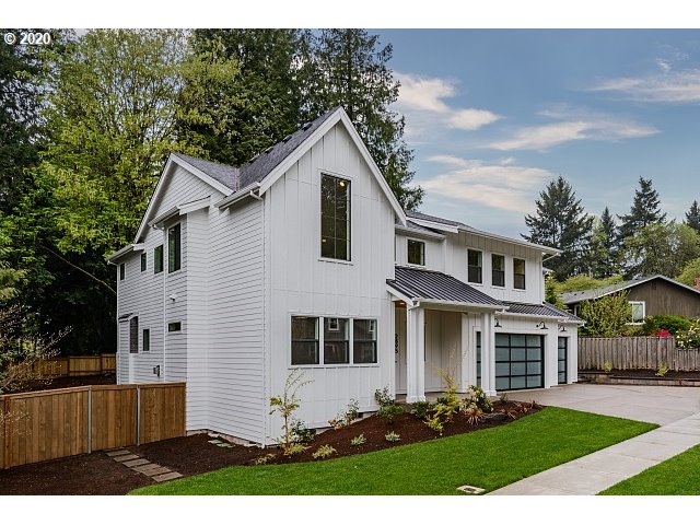 2895 Southwest West Point Avenue Portland, OR 97225 - Photo 3 of 24 Gallery Image 3