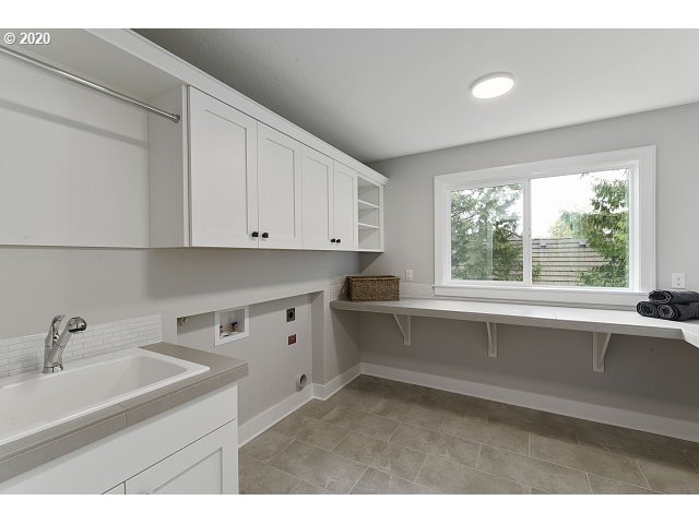 2895 Southwest West Point Avenue Portland, OR 97225 - Photo 24 of 24 Gallery Image 24