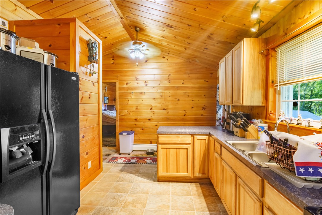 197 Lewis Farm Road Coventry, RI 02827 - Photo 20 of 37 Gallery Image 20