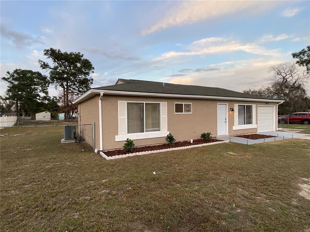 8849 Southeast 87th Ter  