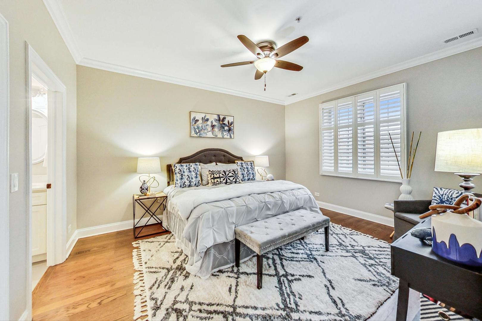1453 West Irving Park Road, Unit 203 Chicago, IL 60613 - Photo 13 of 22 Gallery Image 13