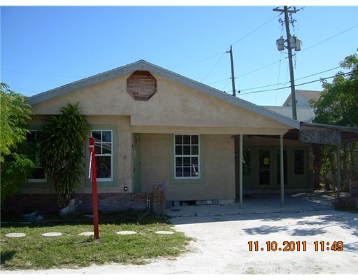880 West Dolphin Ridge Road West Palm Beach, FL 33406 - Photo 1 of 14 Primary Photo