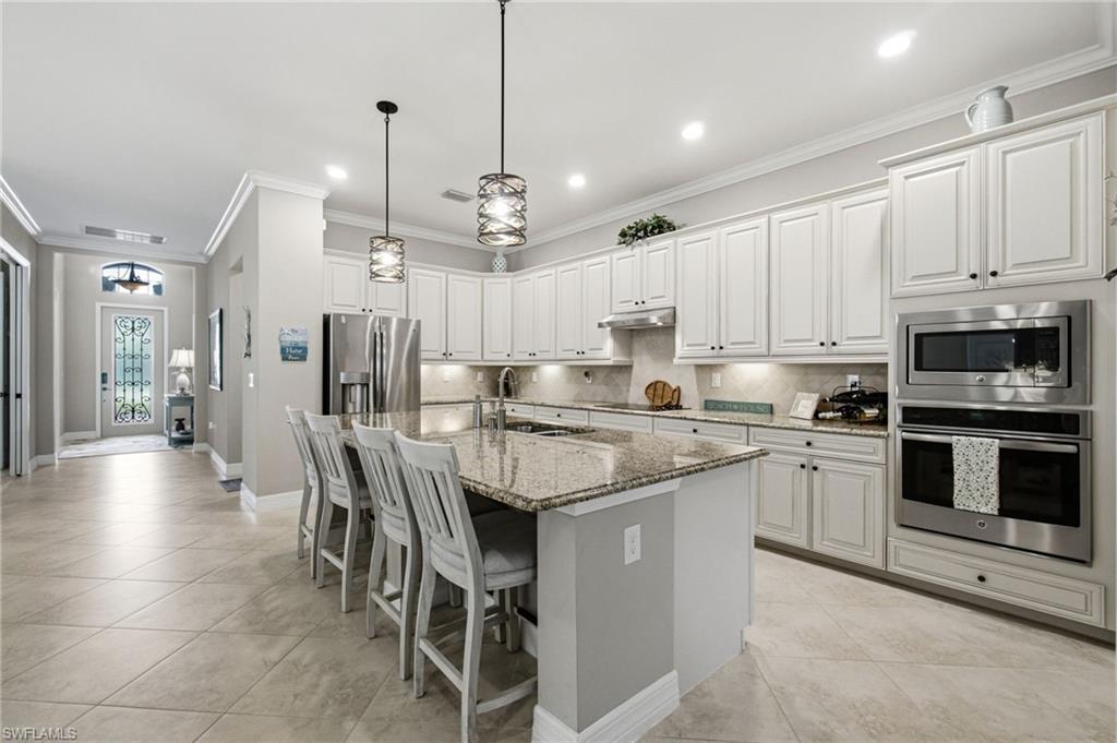 12764 Kinross Lane Naples, FL 34120 - Photo 6 of 36