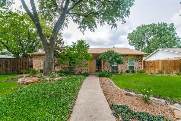 $420,000 | 1401 Windy Meadow Drive, Plano, TX 75023