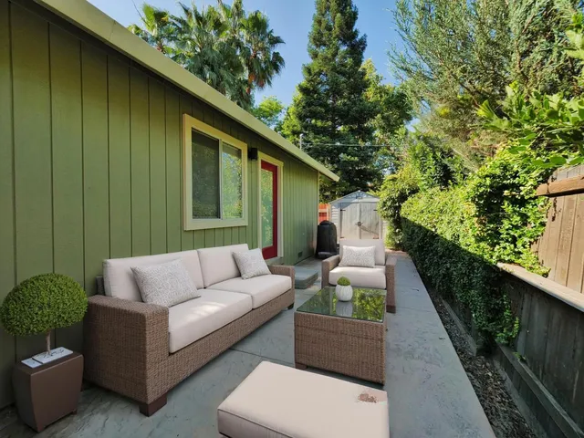 $1,325,990 | 7081 Kayo Drive, Penryn, CA 95663