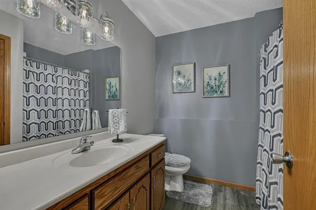 $339,900 | 401 Cedarwood Court, Waite Park, MN 56387