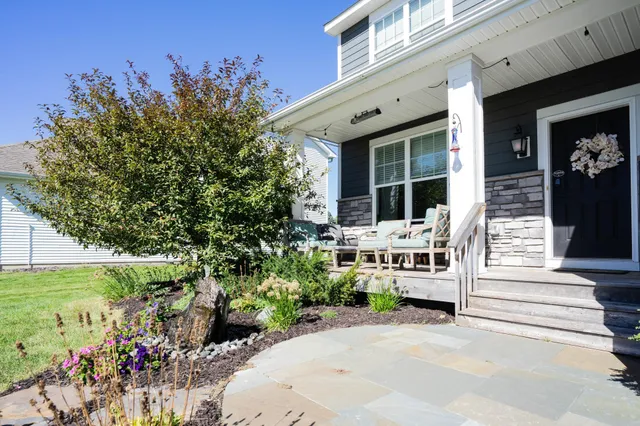 $699,900 | 5099 151st Street West, Apple Valley, MN 55124