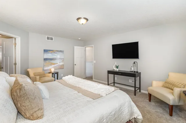 $699,900 | 5099 151st Street West, Apple Valley, MN 55124