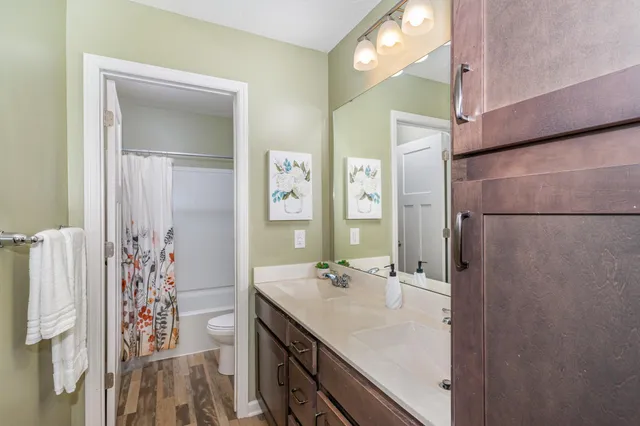 $699,900 | 5099 151st Street West, Apple Valley, MN 55124