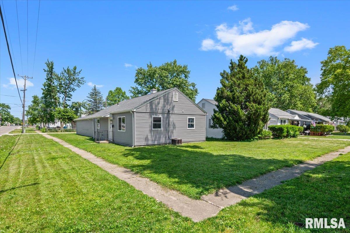 2201 East Converse Street Springfield, IL 62702 - Photo 24 of 28