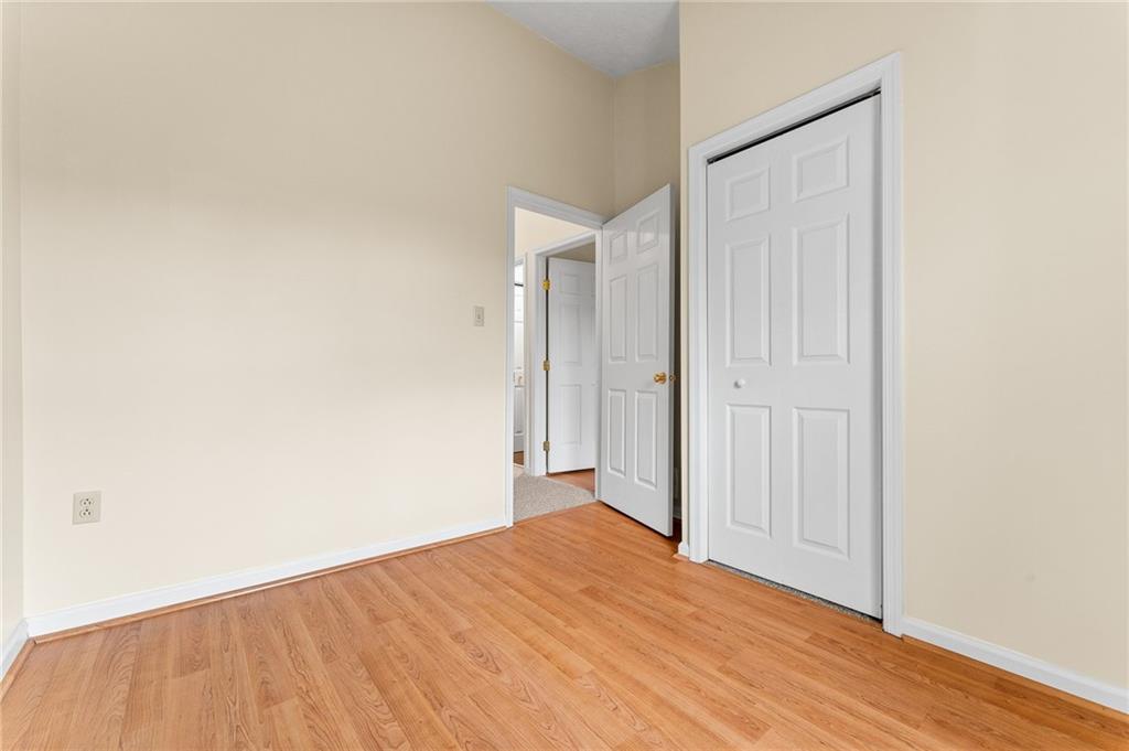 3 Hemingway Street Pittsburgh, PA 15213 - Photo 24 of 32 Gallery Image 24