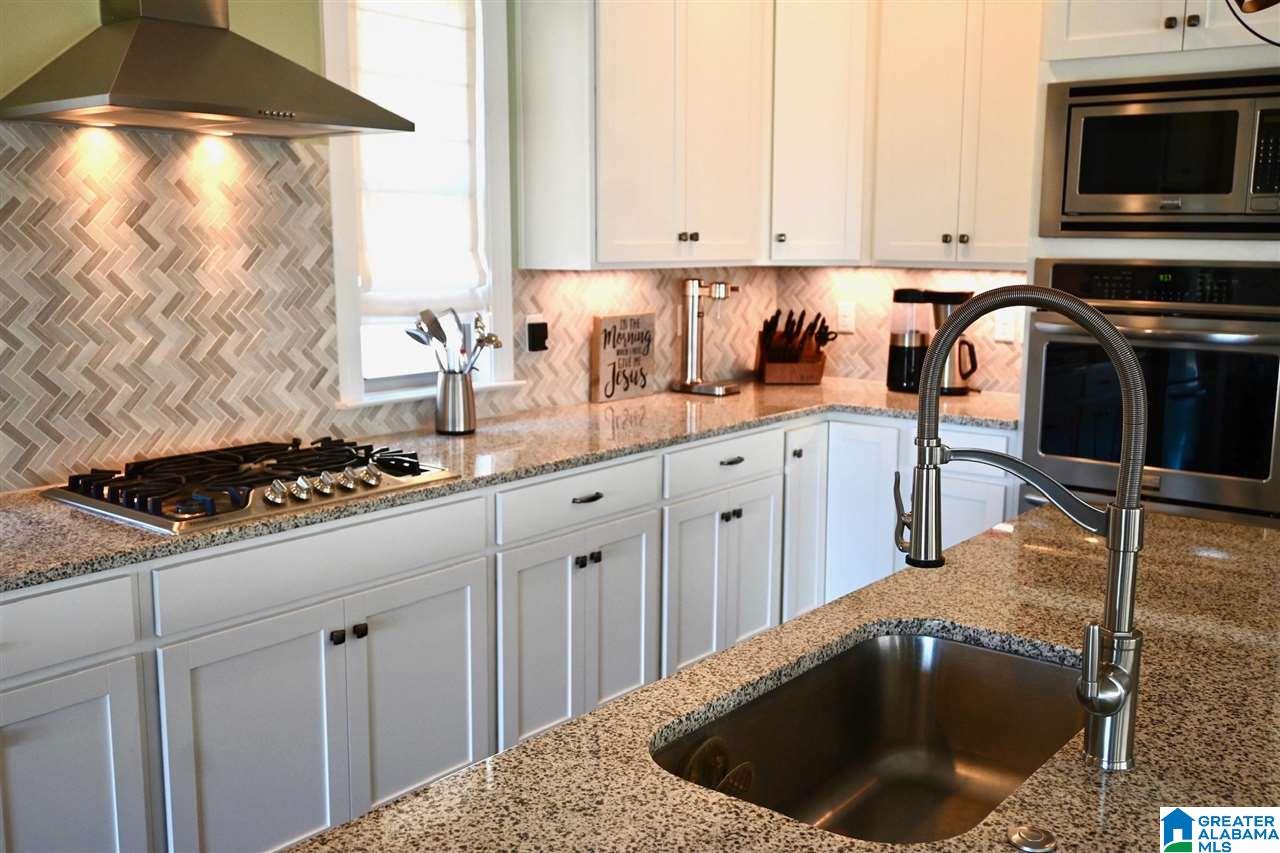2932 Altadena Ridge Drive Birmingham, AL 35243 - Photo 10 of 34