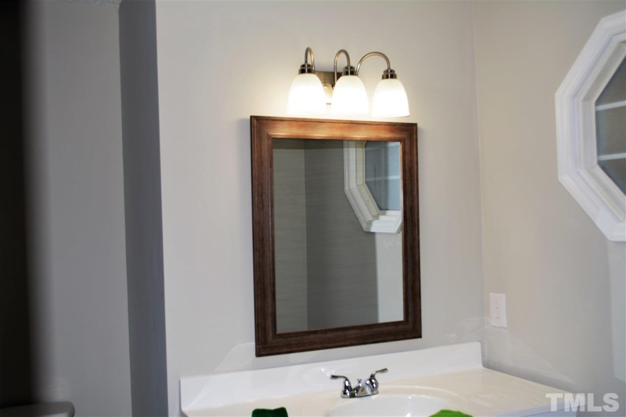 1603 Friendly Road Dunn, NC 28334 - Photo 14 of 24 Gallery Image 14