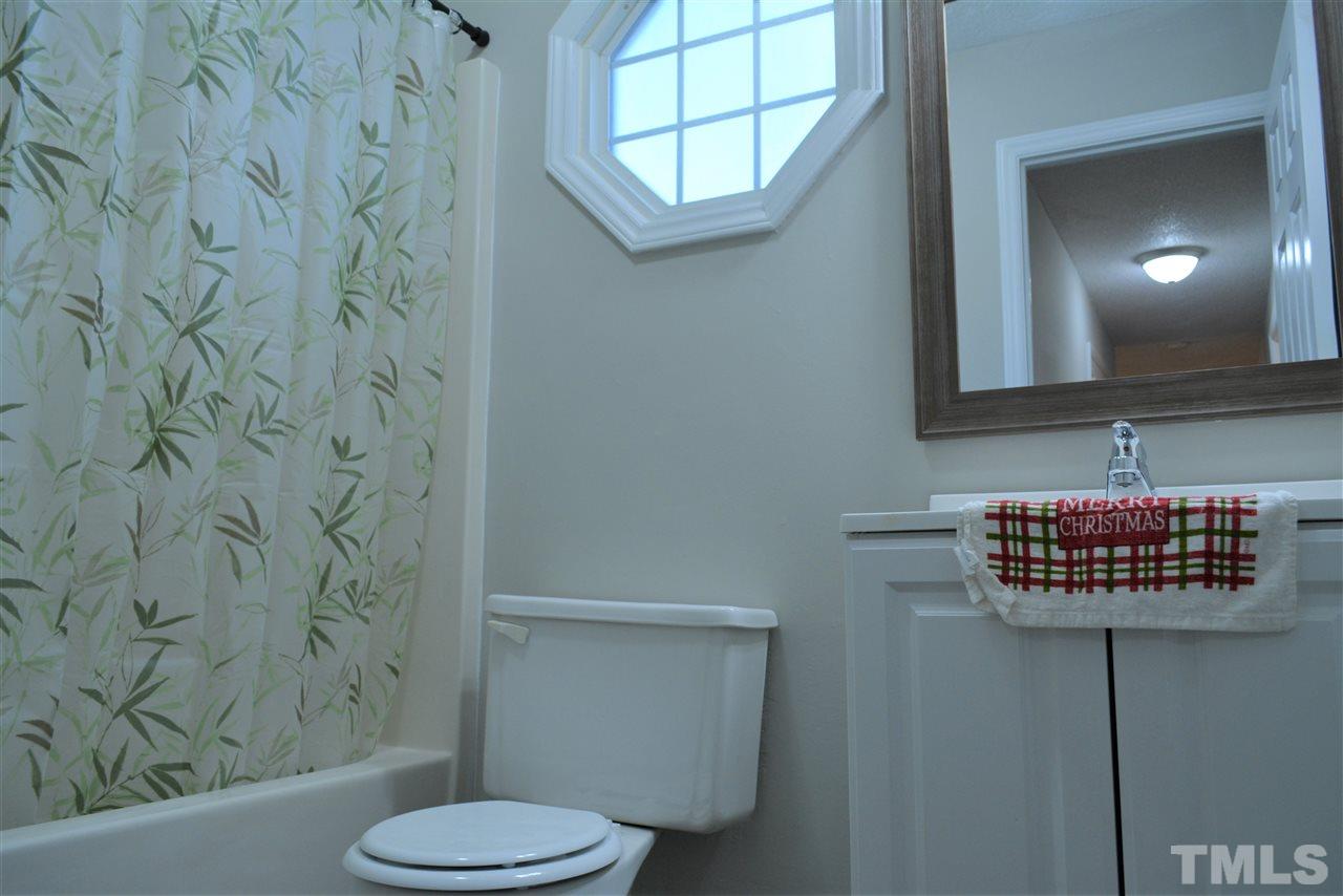 1603 Friendly Road Dunn, NC 28334 - Photo 16 of 24 Gallery Image 16