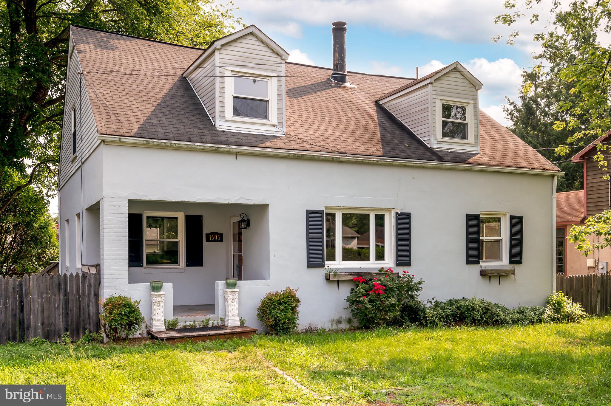 1605 Oriole Road Edgewater, MD 21037 - Photo 1 of 37