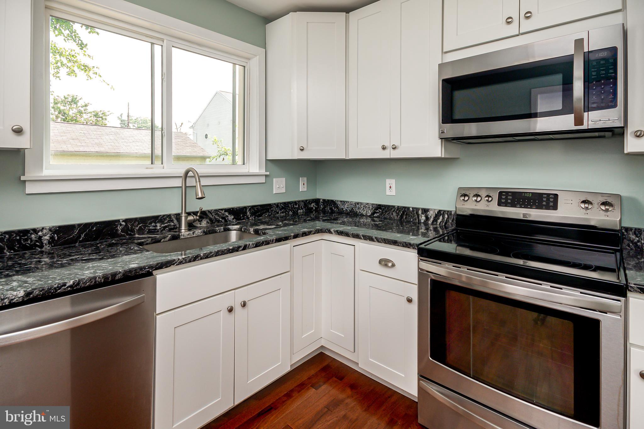 1605 Oriole Road Edgewater, MD 21037 - Photo 13 of 37