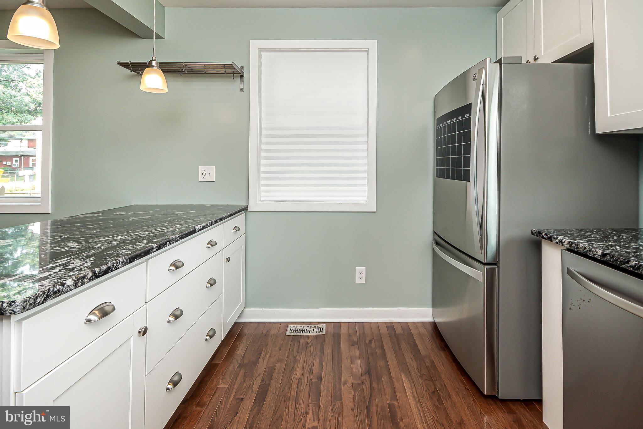 1605 Oriole Road Edgewater, MD 21037 - Photo 16 of 37