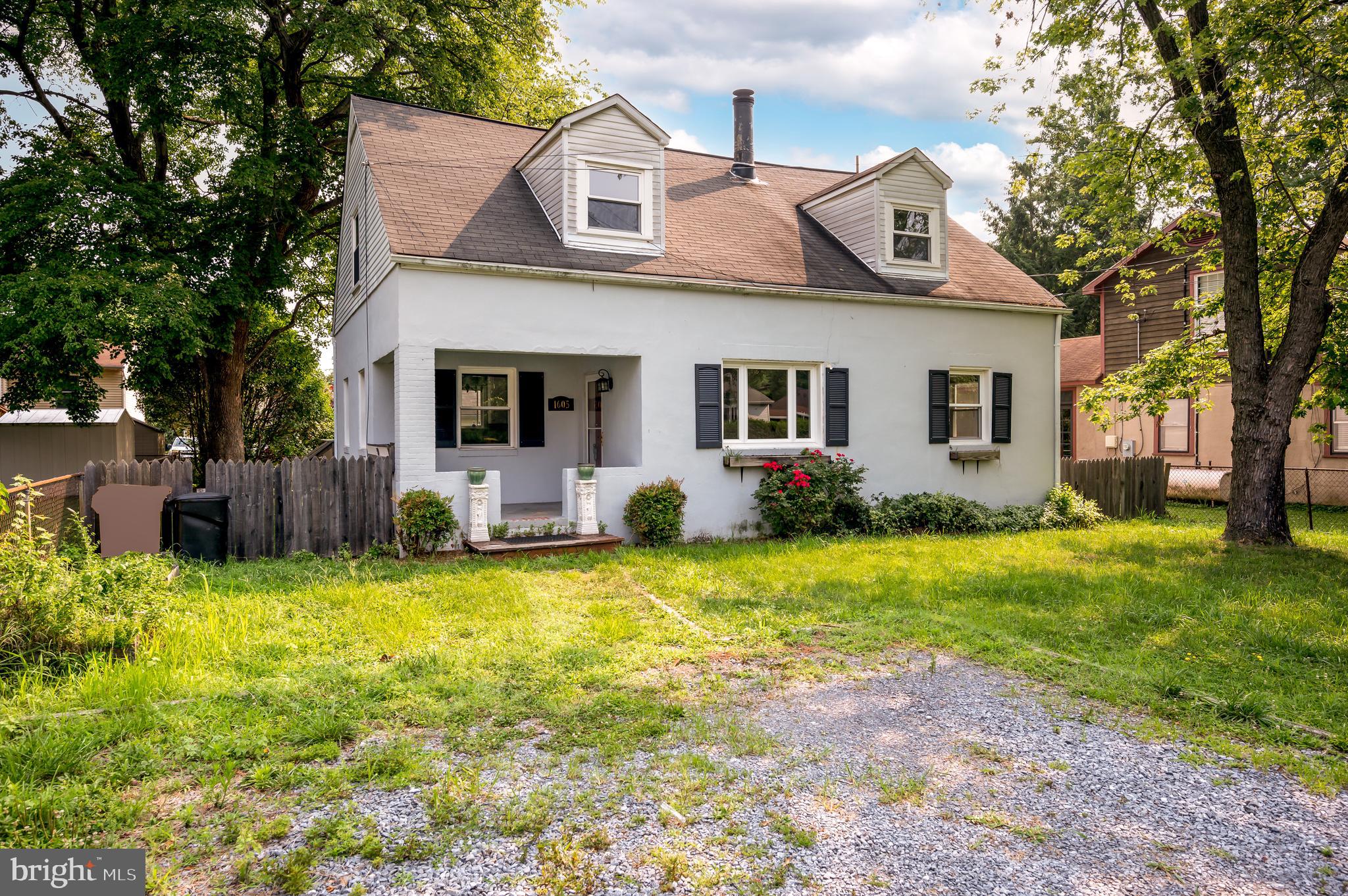 1605 Oriole Road Edgewater, MD 21037 - Photo 3 of 37