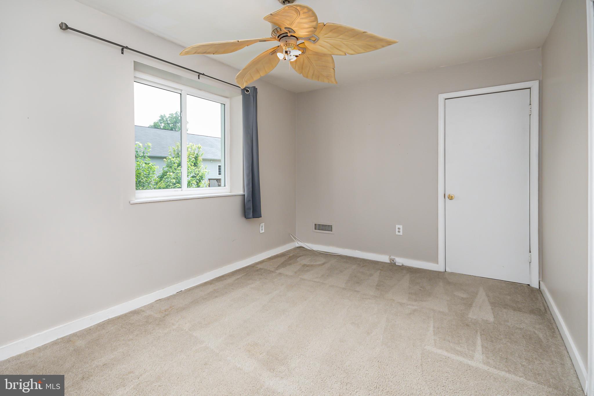 1605 Oriole Road Edgewater, MD 21037 - Photo 23 of 37