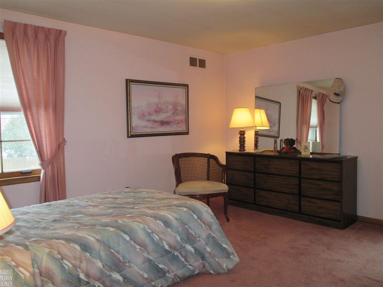 1343 Berkshire Road Grosse Pointe Park, MI 48230 - Photo 14 of 20