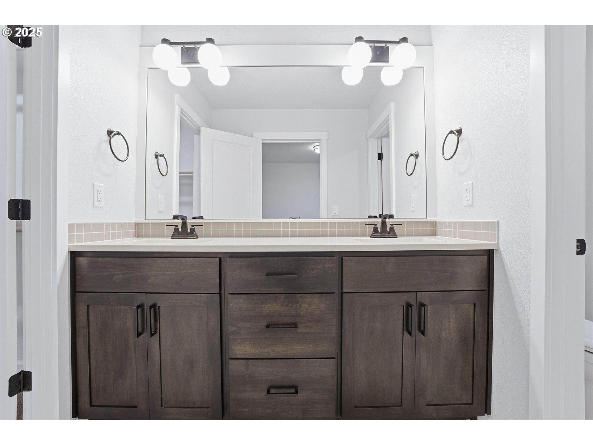 4668 Southeast 2nd Street Gresham, OR 97080 - Photo 27 of 39