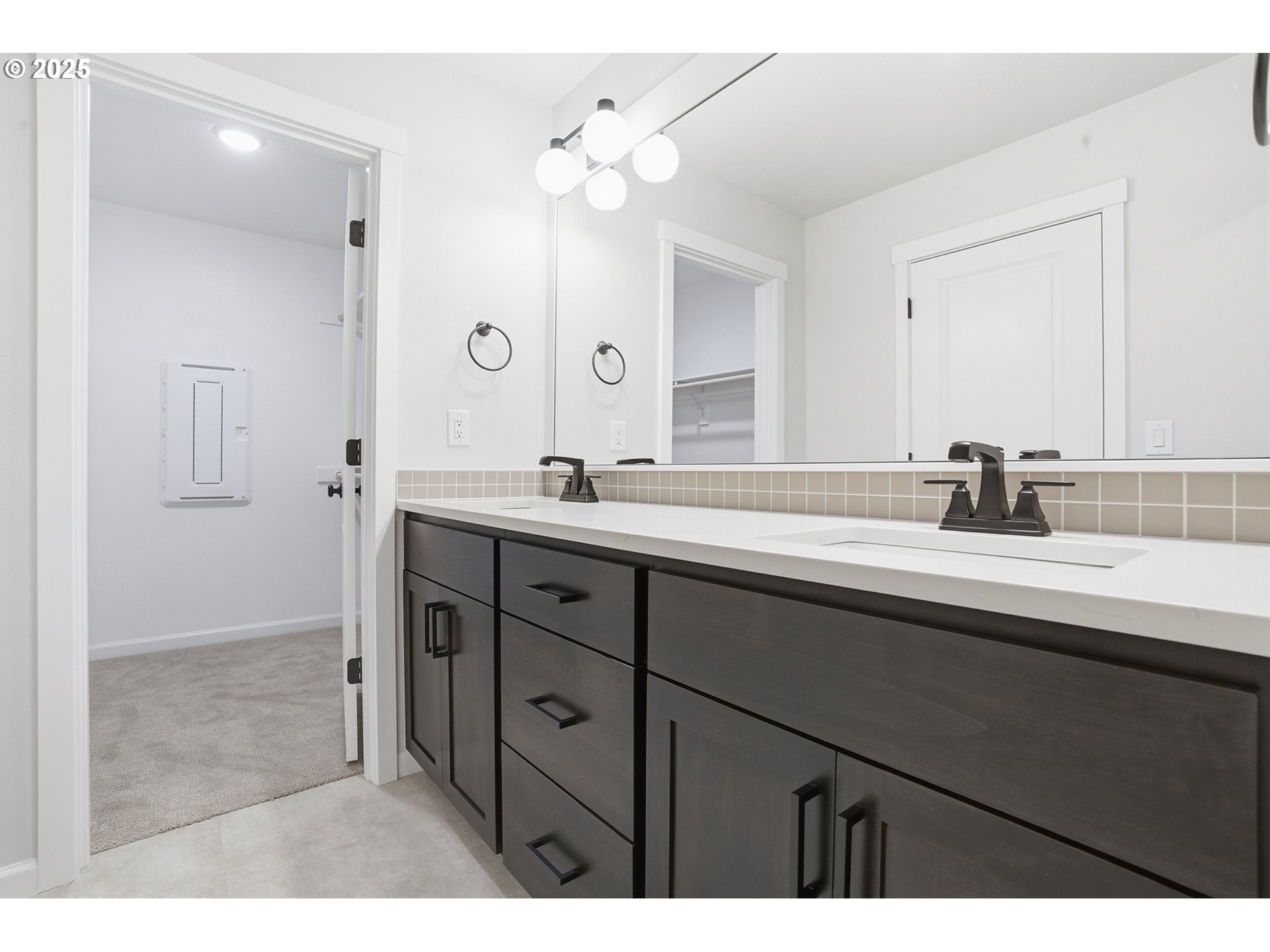 4668 Southeast 2nd Street Gresham, OR 97080 - Photo 29 of 39