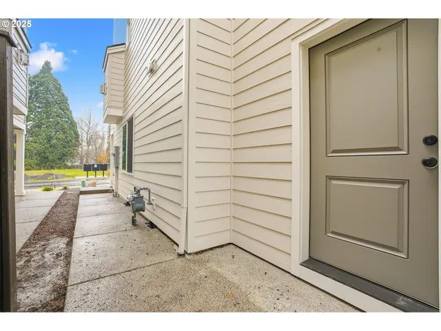 $509,960 | 4668 Southeast 2nd Street, Gresham, OR 97080