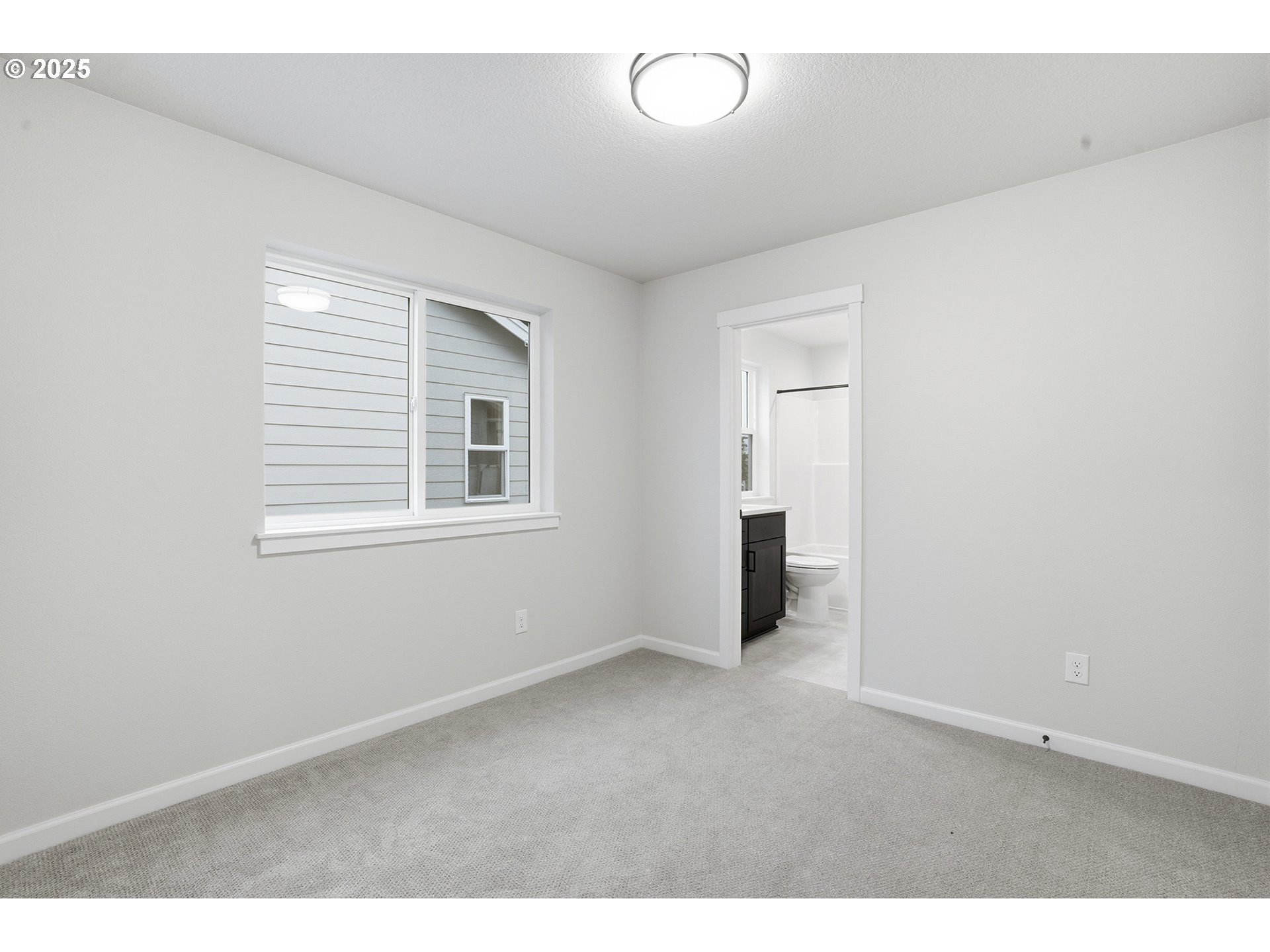 4668 Southeast 2nd Street Gresham, OR 97080 - Photo 32 of 39