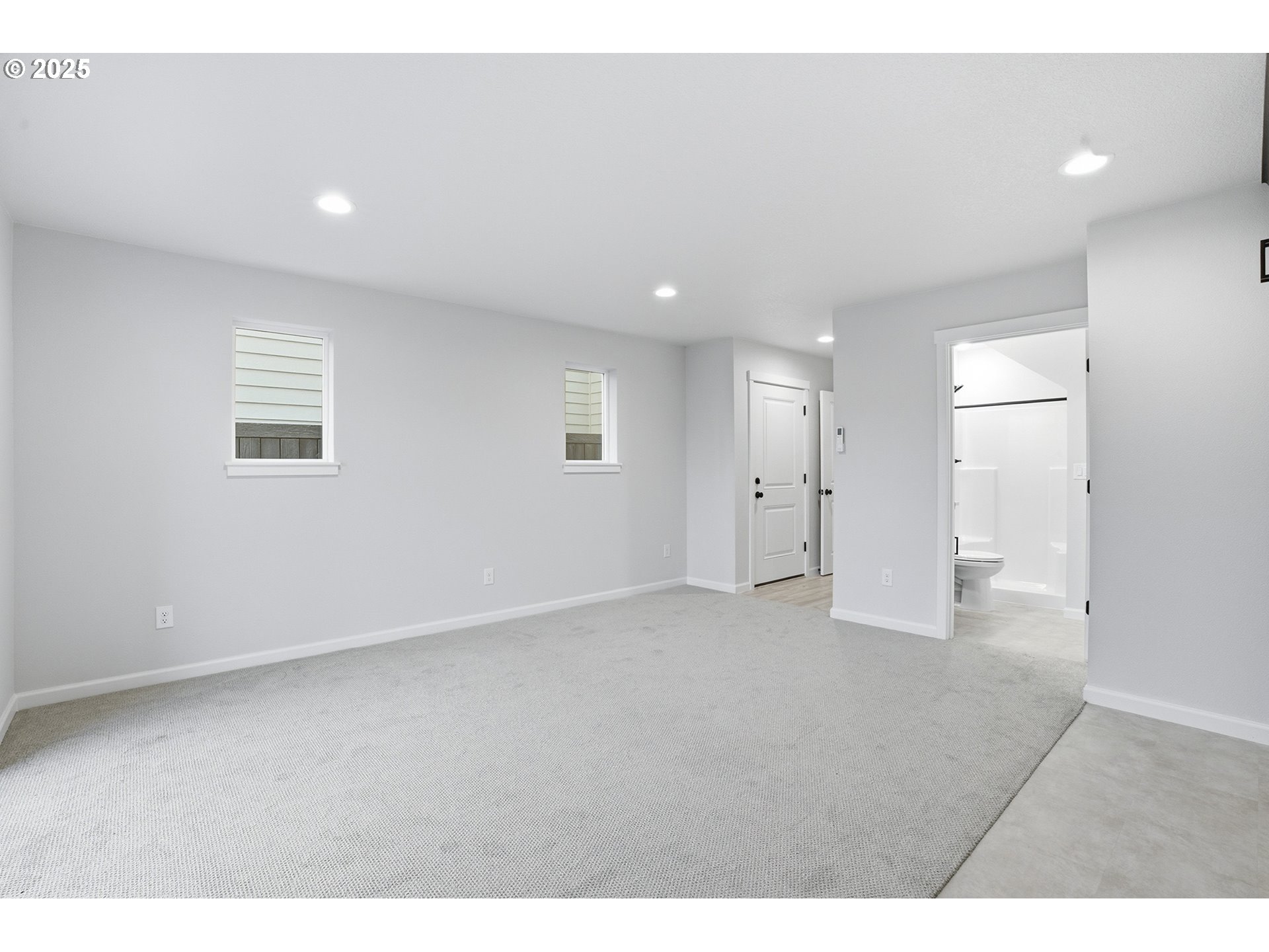 4668 Southeast 2nd Street Gresham, OR 97080 - Photo 8 of 39