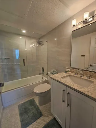 $5,800 | 2501 South Ocean Drive, Unit 411, Hollywood, FL 33019