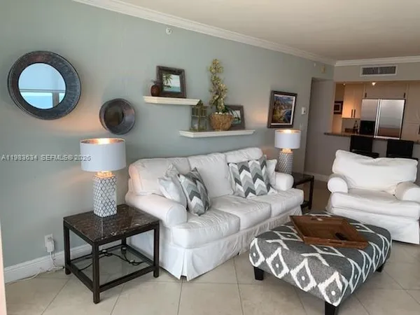 $5,800 | 2501 South Ocean Drive, Unit 411, Hollywood, FL 33019