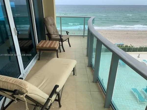 $5,800 | 2501 South Ocean Drive, Unit 411, Hollywood, FL 33019