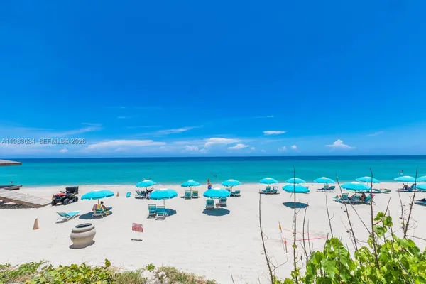 $5,800 | 2501 South Ocean Drive, Unit 411, Hollywood, FL 33019