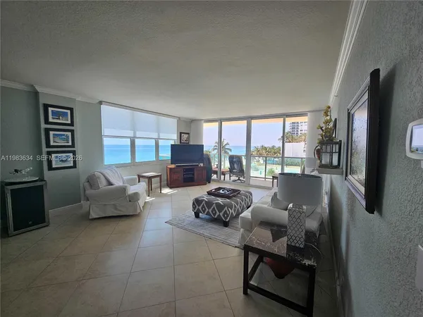 $5,800 | 2501 South Ocean Drive, Unit 411, Hollywood, FL 33019