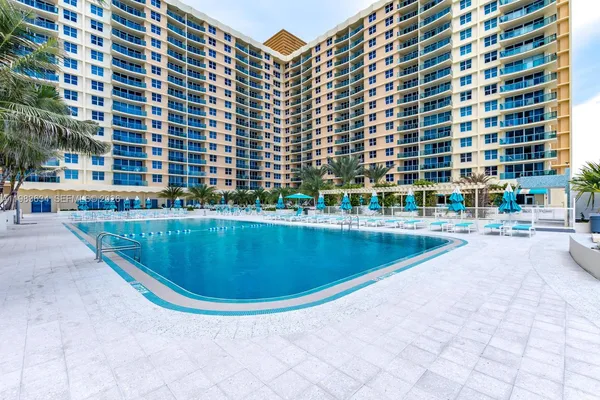 $5,800 | 2501 South Ocean Drive, Unit 411, Hollywood, FL 33019