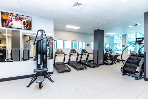 $5,800 | 2501 South Ocean Drive, Unit 411, Hollywood, FL 33019